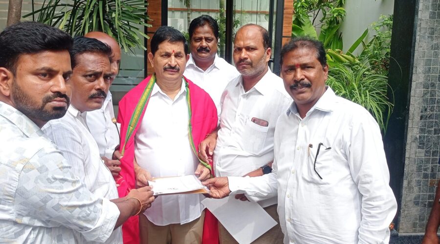 తెలంగాణ రాష్ట్ర నాయి బ్రాహ్మణ సమైక్య సంక్షేమ సేవ సంఘం ఆధ్వర్యంలో